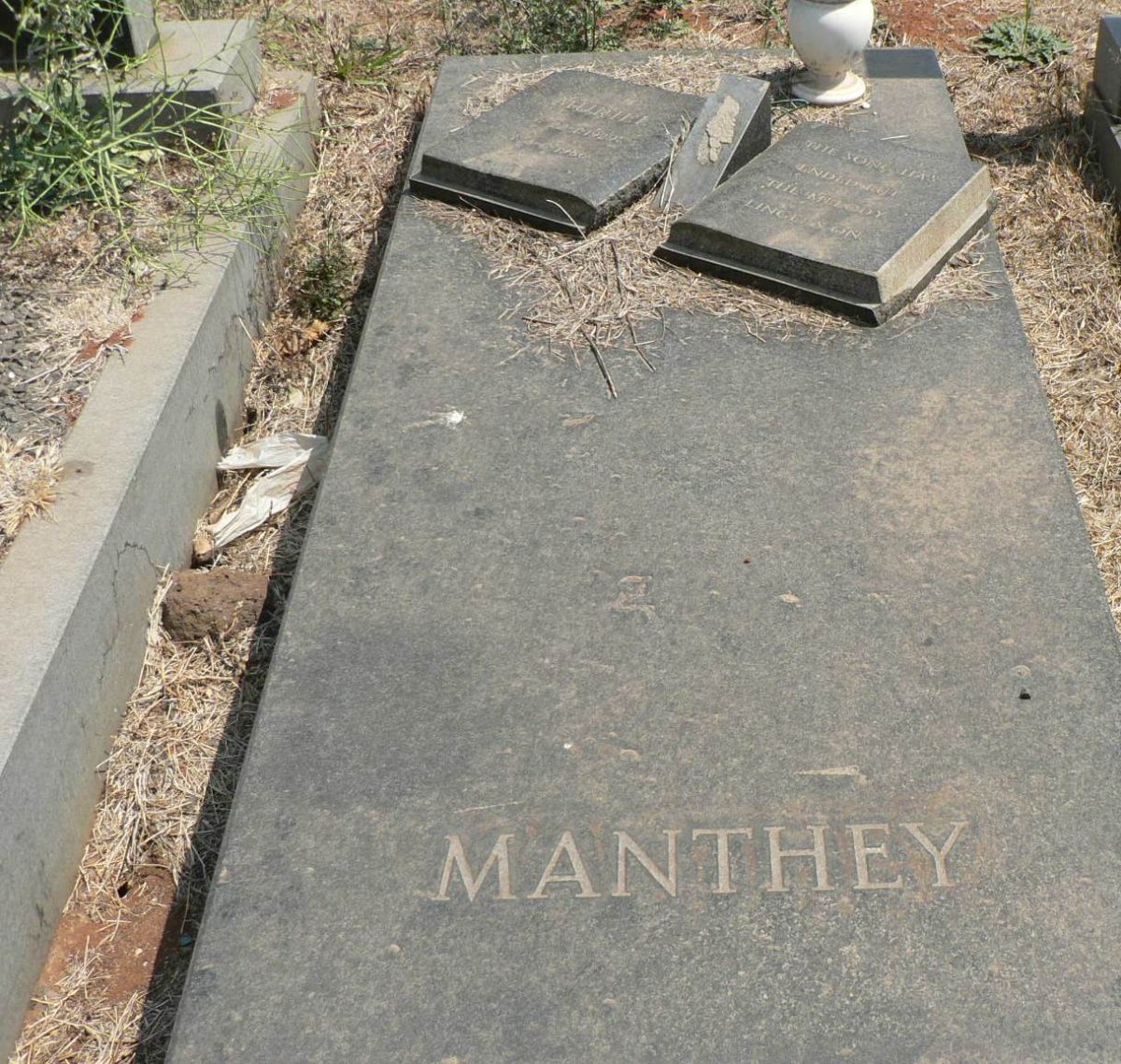 MANTHEY Muriel 1929-1986