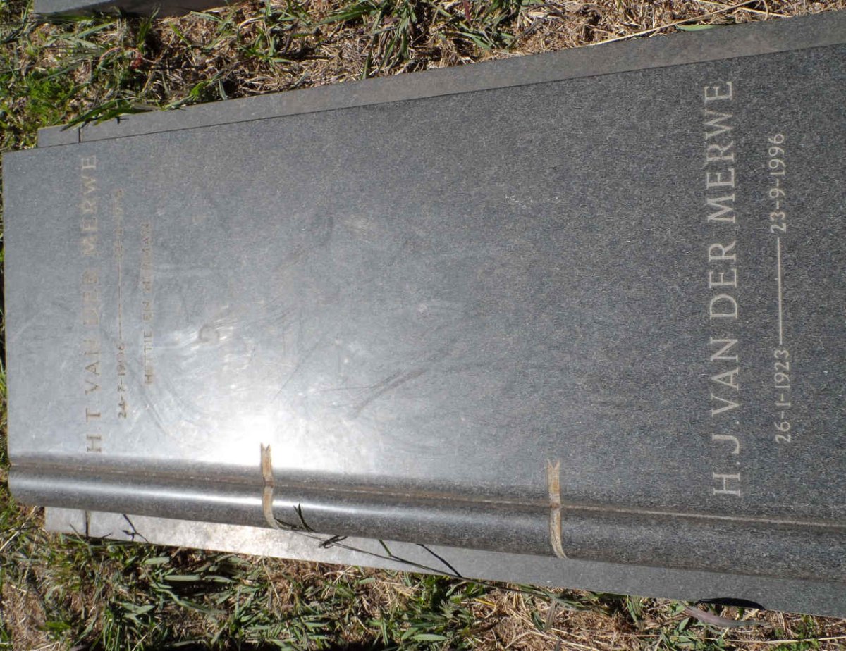 MERWE H.T., van der 1906-1976 &amp; H.J. 1923-1996