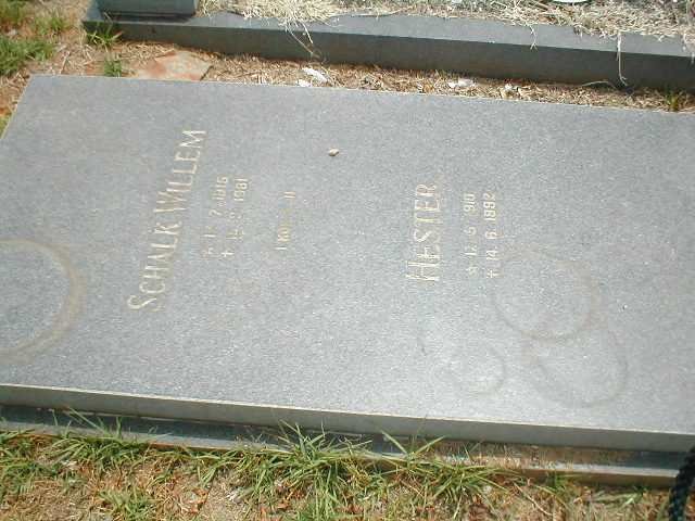 MERWE Schalk Willem, van der 1915-1981 &amp; Hester 1910-1992