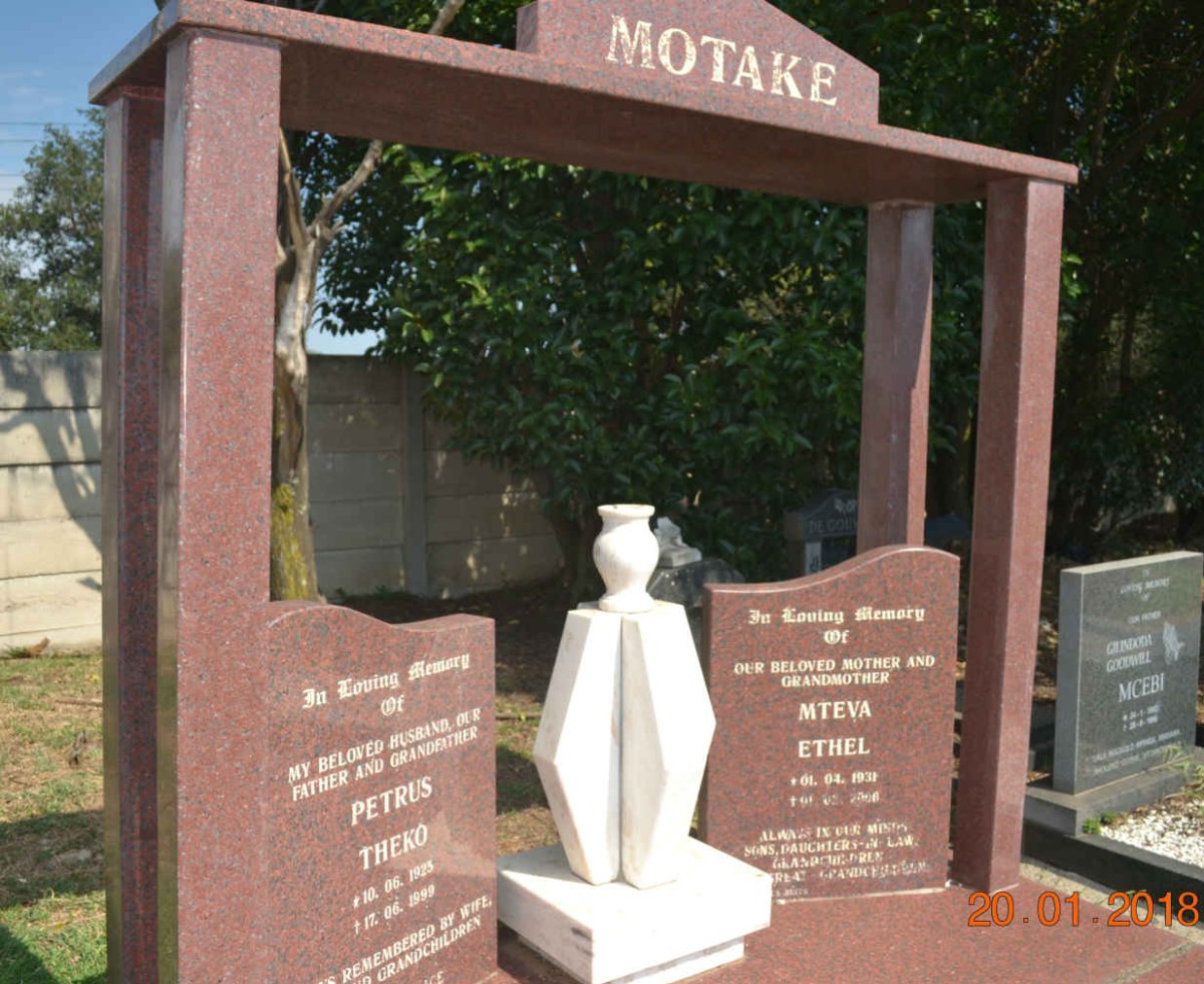 MOTAKE Petrus Theko 1925-1999 &amp; Mteva Ethel 1931-2006