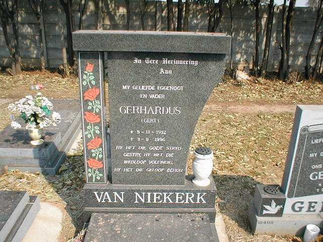 NIEKERK Gerhardus, van 1932-1996