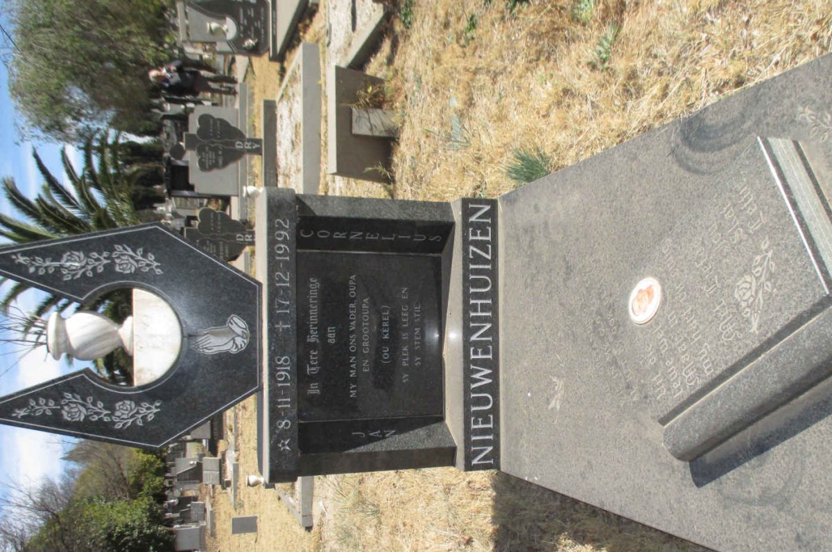 NIEUWENHUIZEN Jan Cornelius 1918-1992
