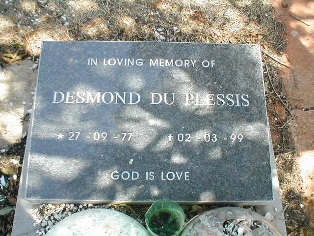 PLESSIS Desmond, du 1977-1999