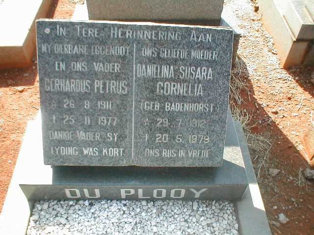 PLOOY Gerhardus Petrus, du 1911-1977 &amp; Danielina Susara Cornelia BADENHORST 1912-1979