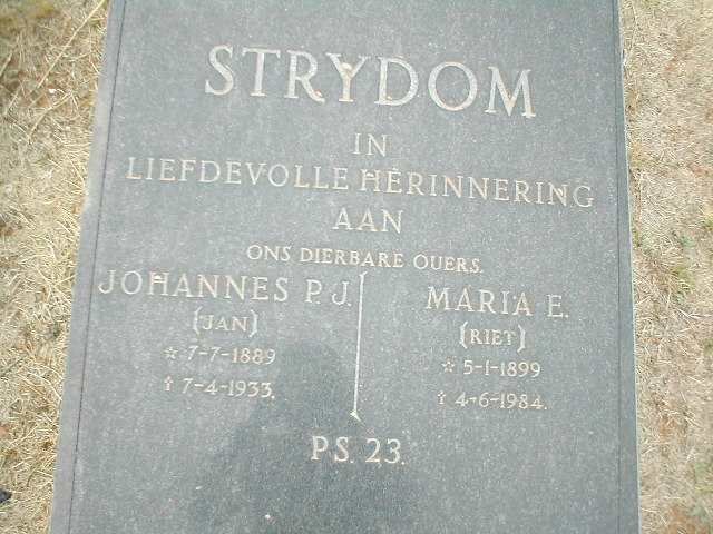 STRYDOM Johannes P. J. 1889-1933 &amp; Maria E. 1899-1984