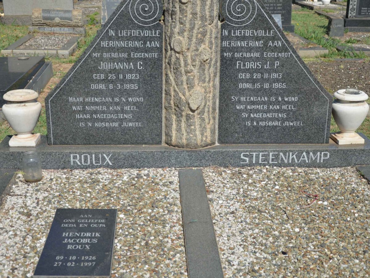 STEENKAMP Floris J.P. 1913-1965 :: ROUX Hendrik Jacobus 1926-1997 :: ROUX Johanna C. 1923-1995