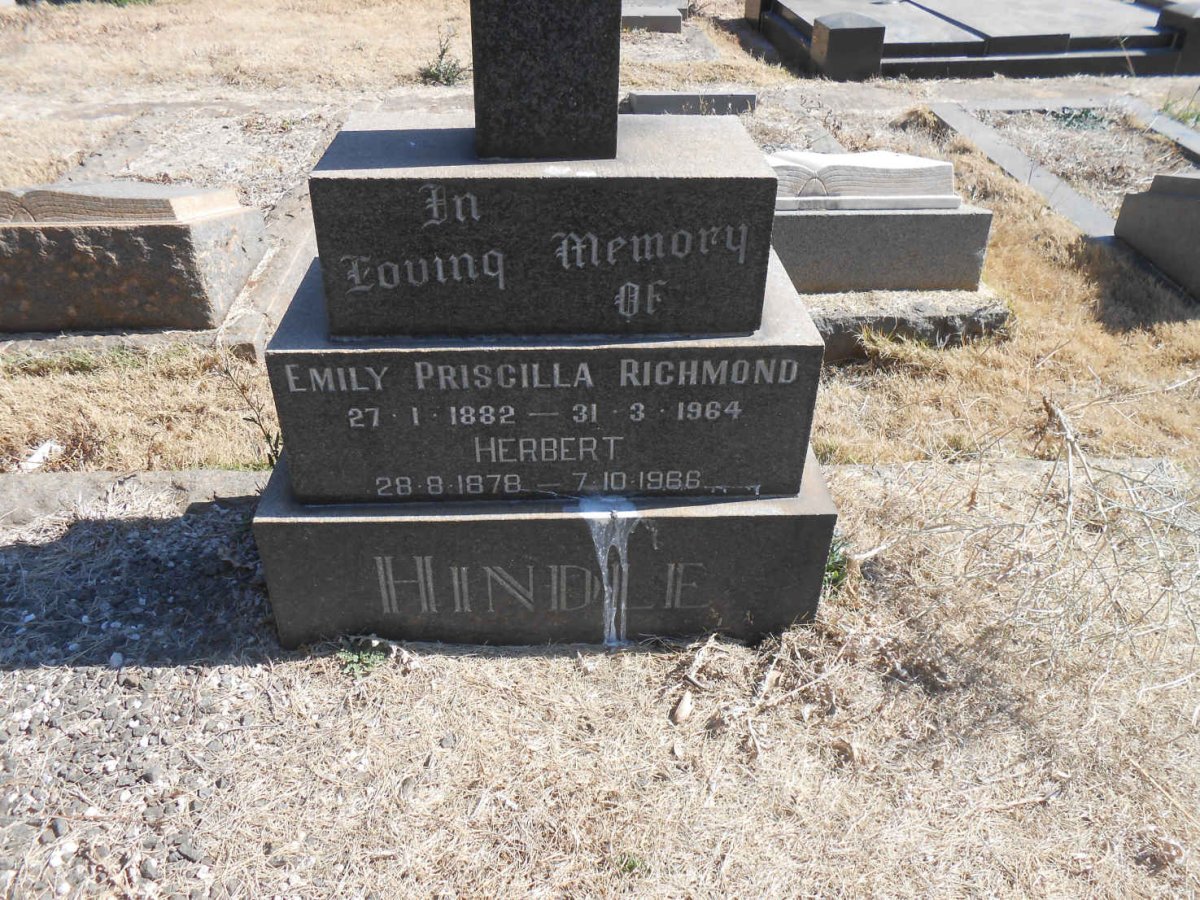 HINDLE Herbert 1878-1966 &amp; Emily Priscilla Richmond 1882-1964