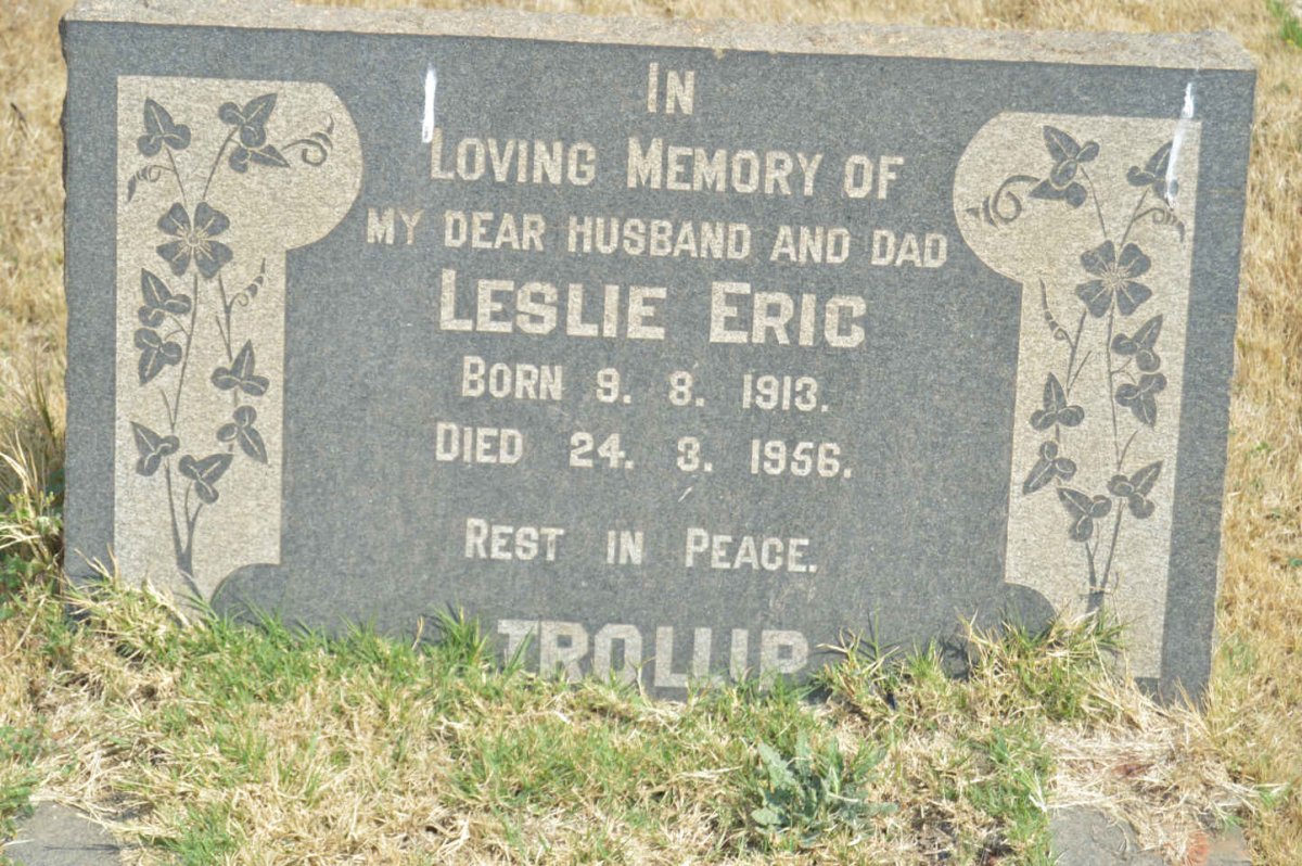 TROLLIP Leslie Eric 1913-1956 :: ROBERTSON Avril Phyllis nee TROLLIP 1915-2000