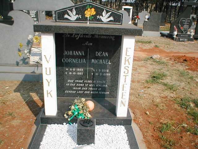 VUYK Johanna Cornelia 1953-1997 :: EKSTEEN Dean Michael 2002-2002