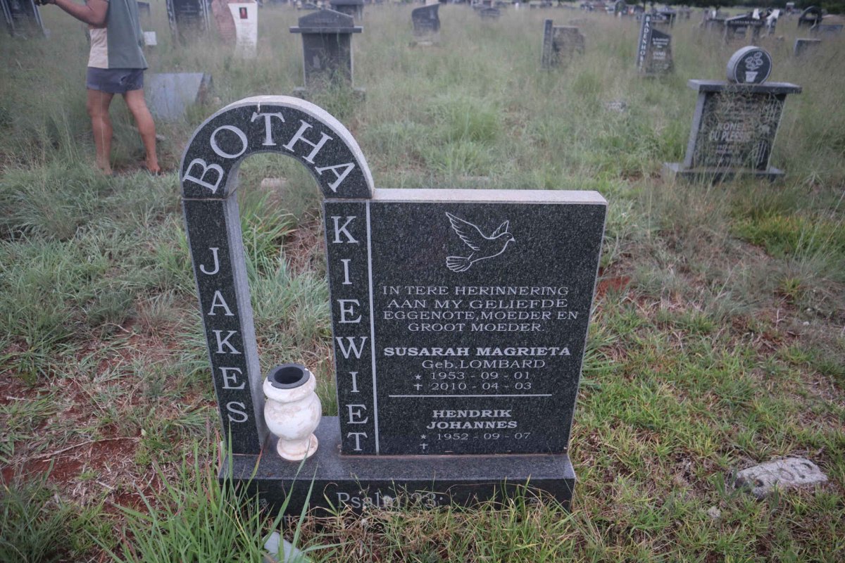 BOTHA Hendrik Johannes 1952- & Susarah Magrieta LOMBARD 1953-2010