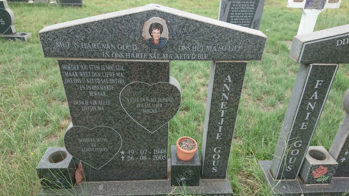 GOUS Annetjie 1948-2005