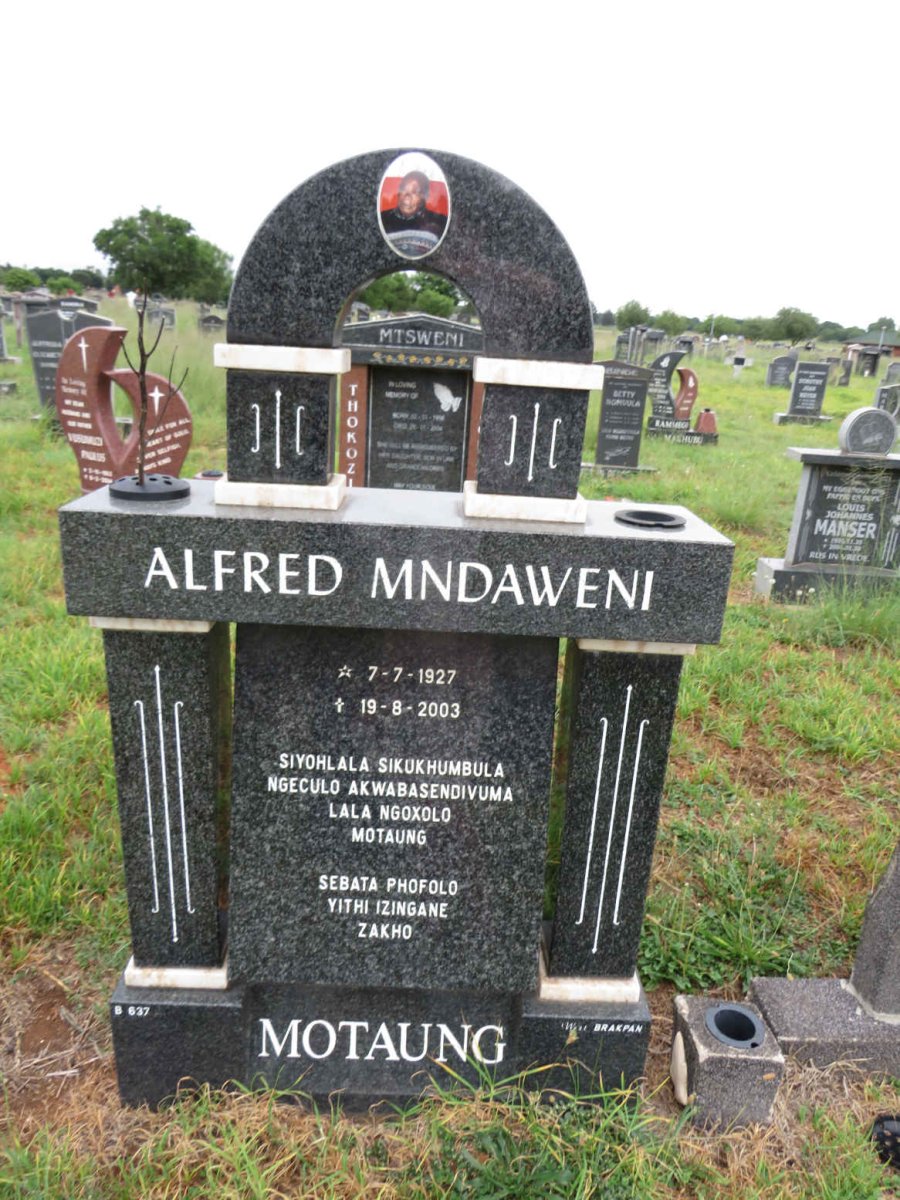 MOTAUNG Alfred Mndaweni 1927-2003