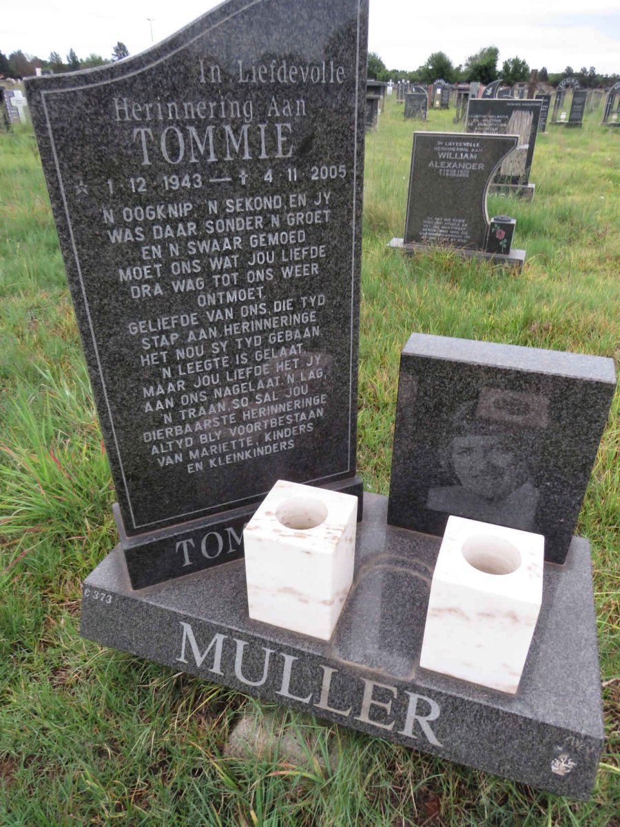 MULLER Tommie 1943-2005