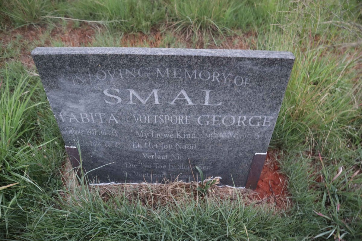 SMAL George 1945- & Tabita 1947-2010