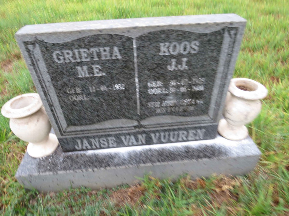 VUUREN Koos J.J., Janse van 1928-2000 & Grietha M.E. 1932-