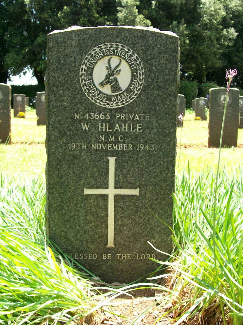 HLAHLE W. -1943