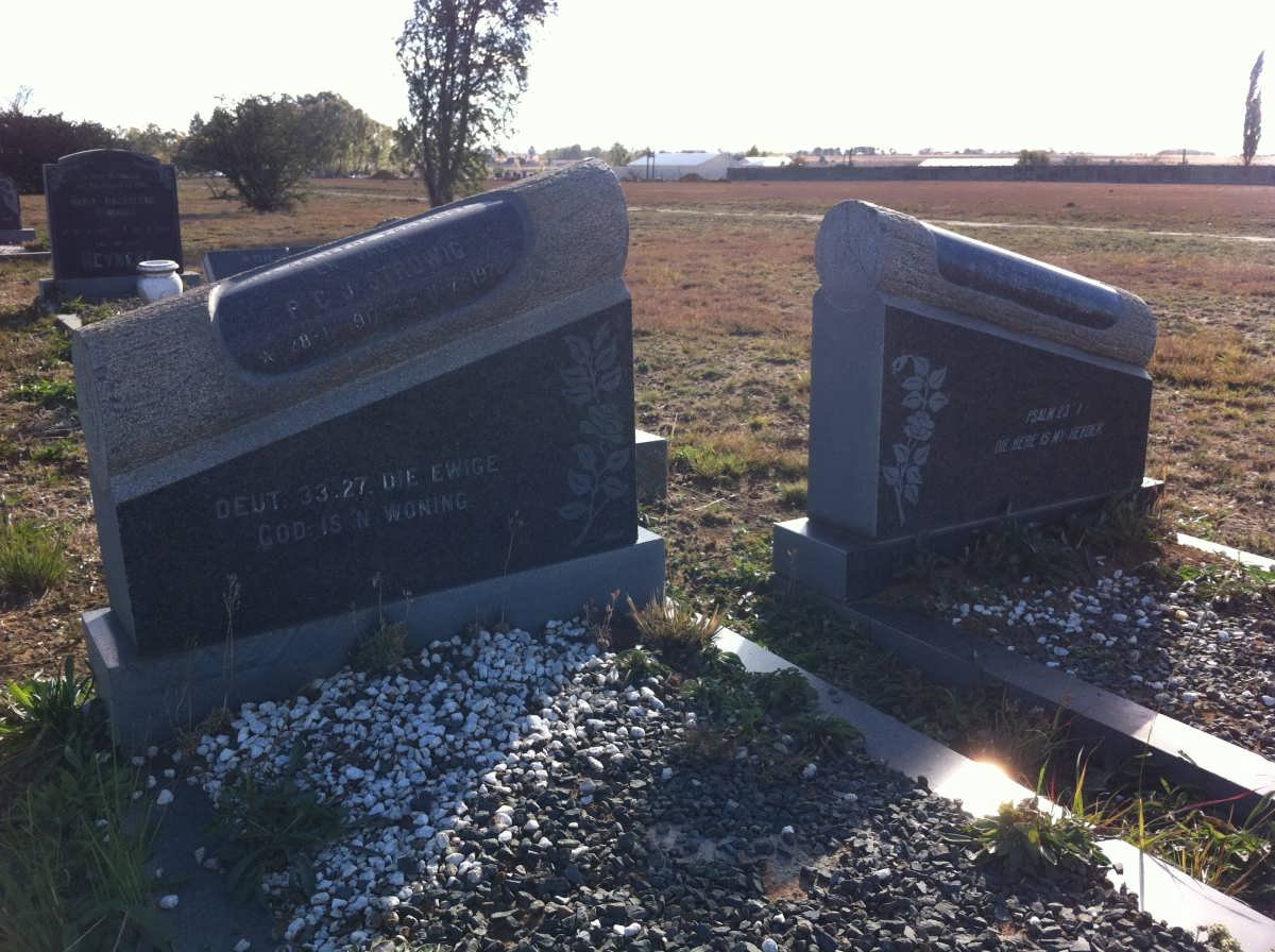 STRUWIG F.C.J. 1917-1972 &amp; S.C. 1922-1981