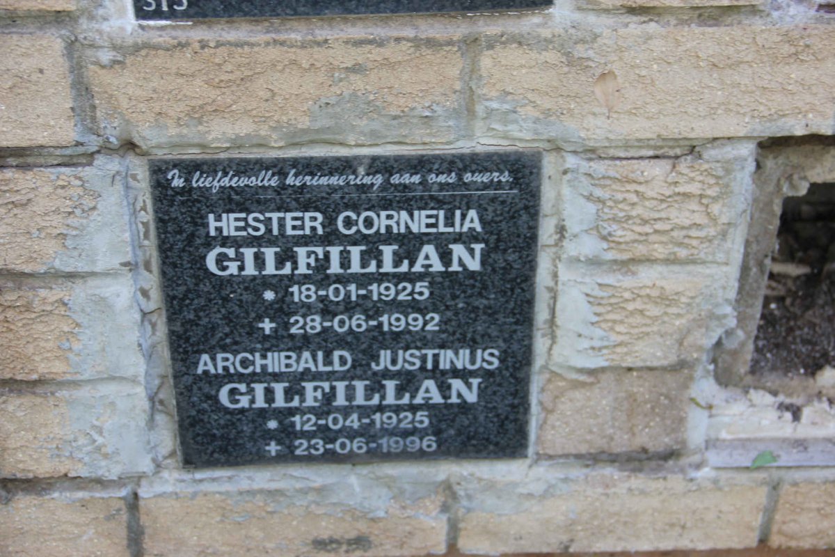 GILFILLAN Archibald Justinus 1925-1996 &amp; Hester Cornelia 1925-1992