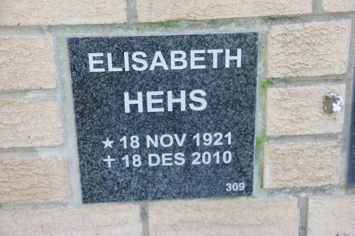HEHS Elizabeth 1921-2010