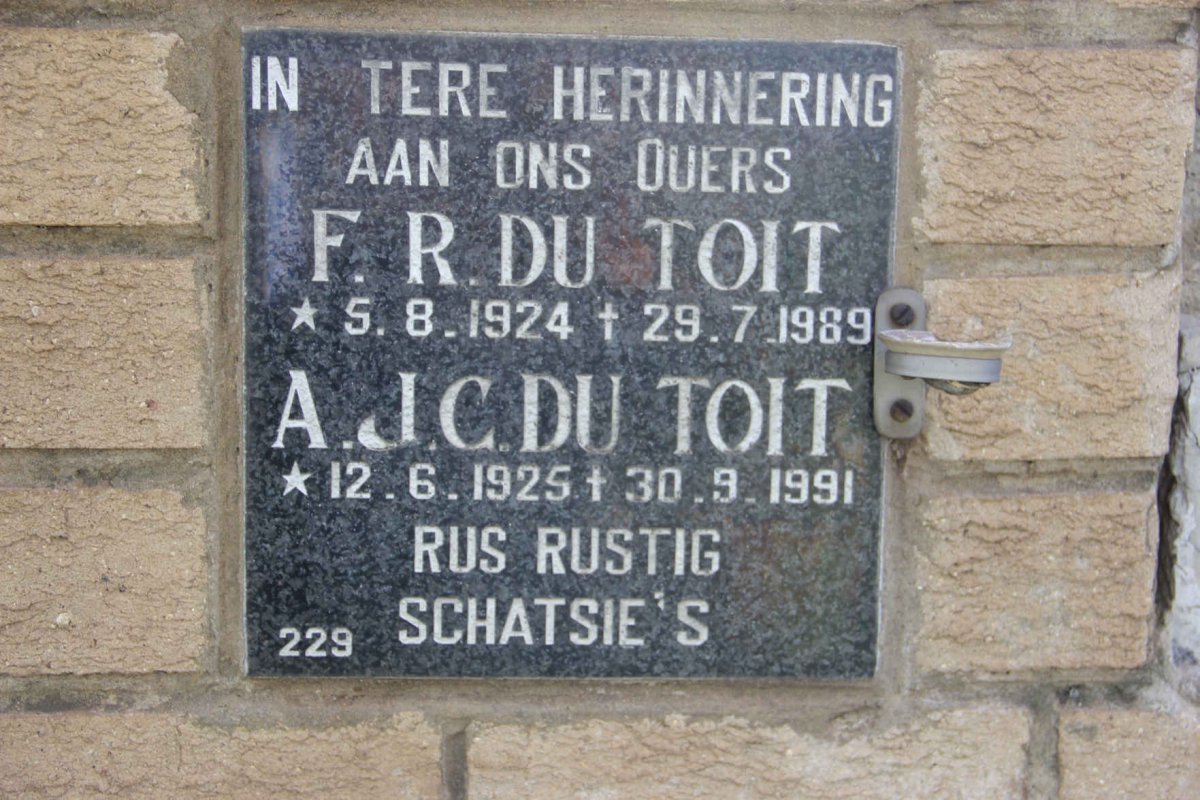 TOIT F.R., du 1924-1989 &amp; A.J.C. 1925-1991