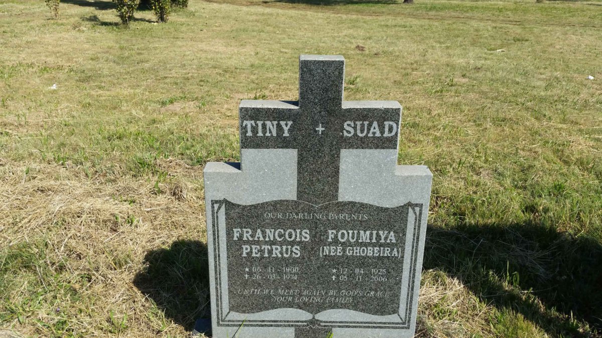 ? Francois Petrus 1900-1974 &amp; Foumiya GHOBEIRA 1925-2006