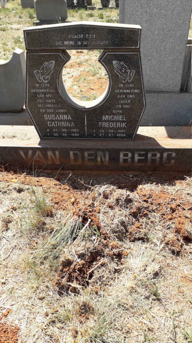 BERG Michiel Frederik, van der 1924-2004 &amp; Susanna Catharina 1925-1998