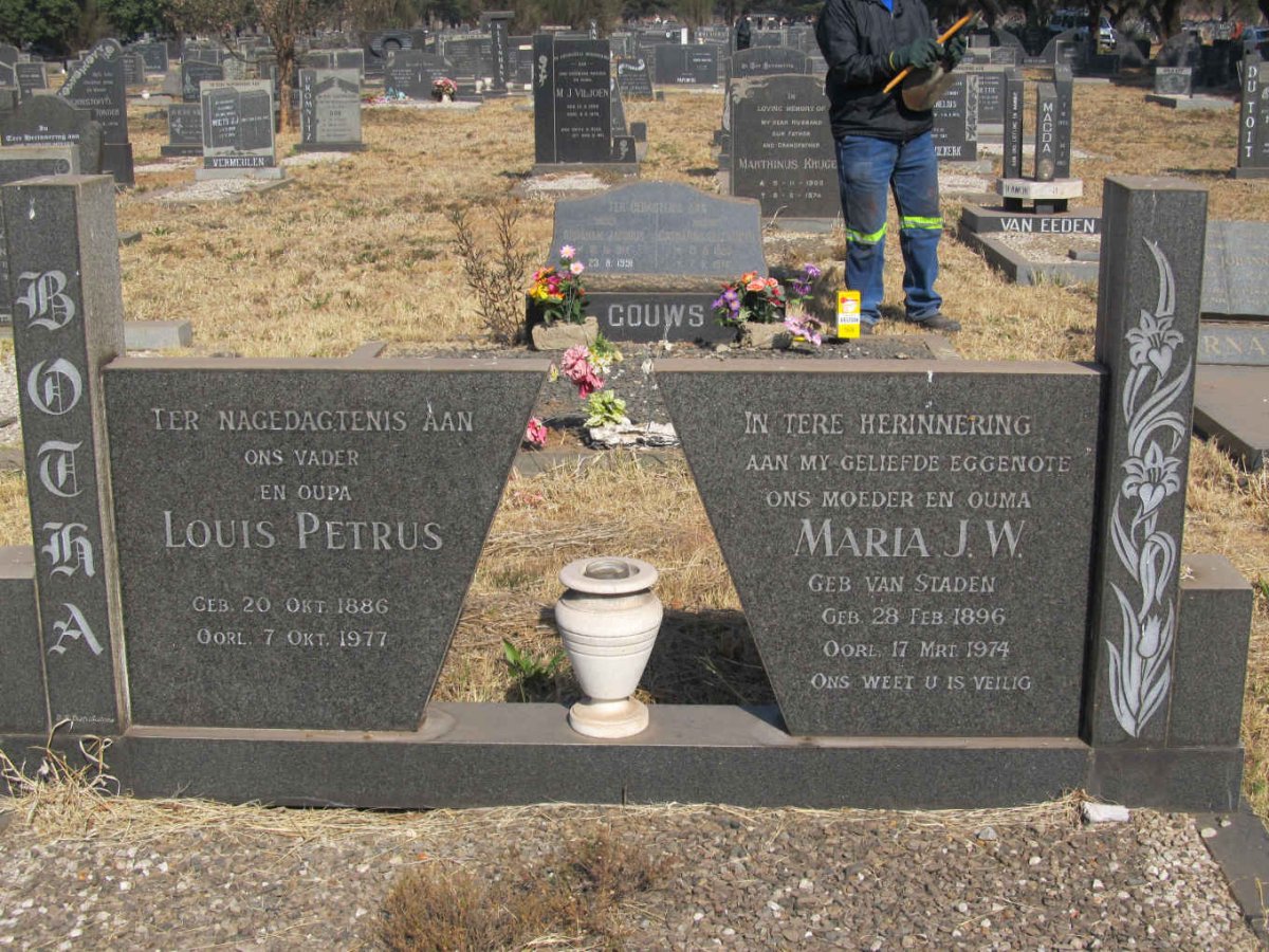 BOTHA Louis Petrus 1886-1977 &amp; Maria J.W. VAN STADEN 1896-1974