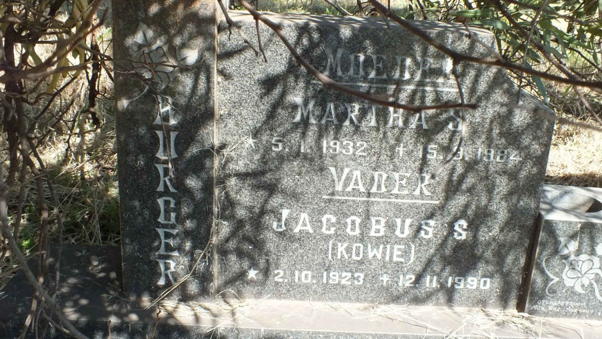 BURGER Jacobus S. 1923-1990 &amp; Martha S. 1932-1984