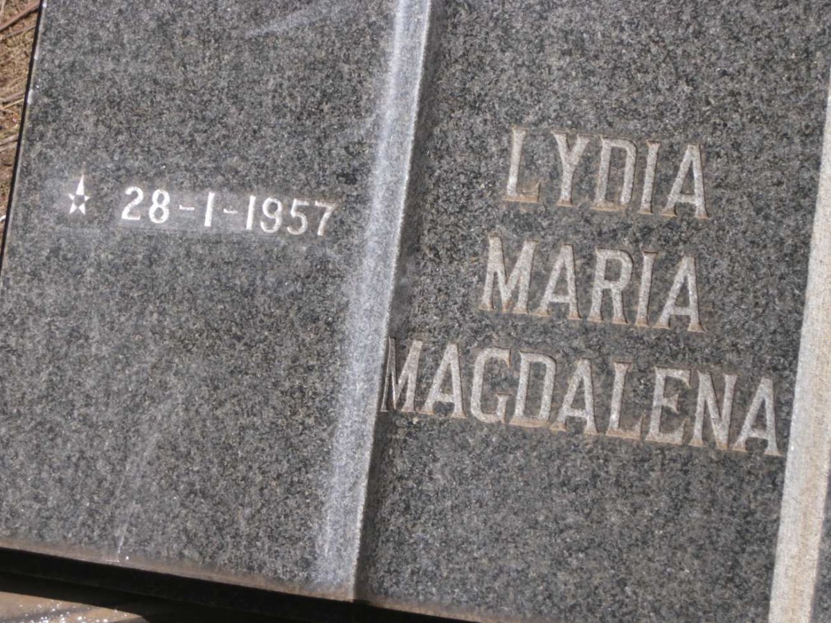 BYLEVELD Gerhardus Petrus 1952-1983 &amp; Lydia Maria Magdalena 1957-
