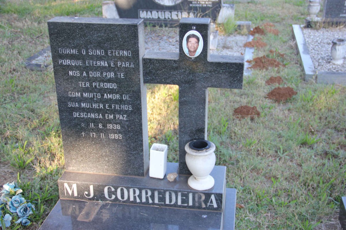 CORREDEIRA M.J. 1938-1993