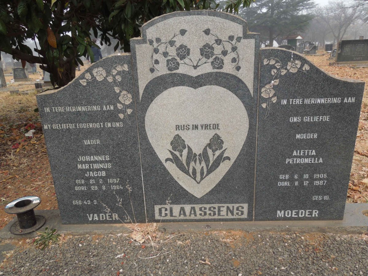CLAASSENS Johannes Marthinus Jacob 1897-1964 &amp; Aletta Petronella 1905-1987