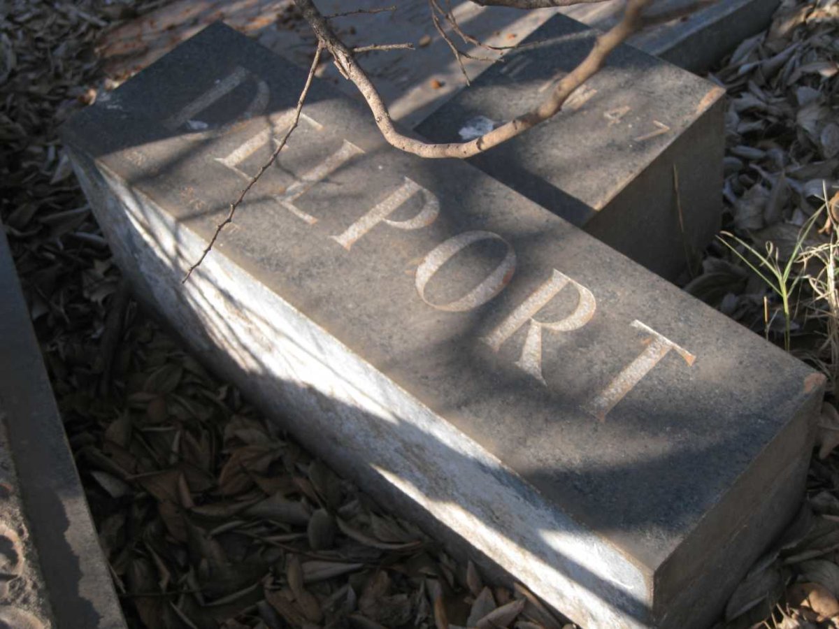 DELPORT Willem H. 1933-1986 & Martha M. 1937- _2