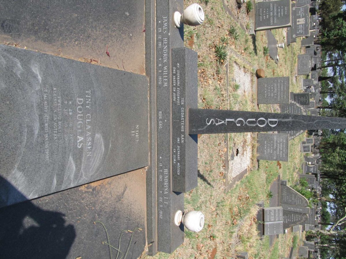 DOUGLAS James Hendrik Willem 1911-1970 &amp; Hendrina J.F. 1913-1992 :: DOUGLAS Tiny Claassen 200?-2005
