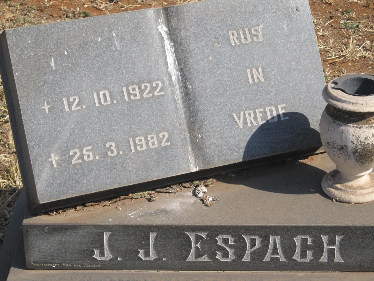 ESPACH J.J. 1922-1982