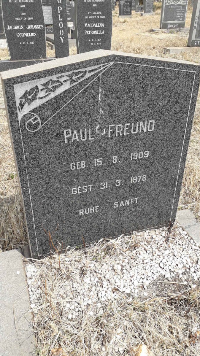 FREUND Paul 1909-1978