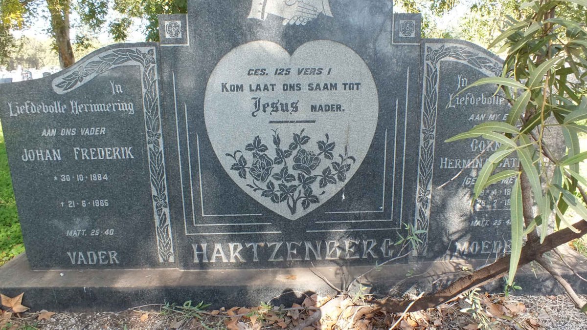 HARTZENBERG Johan Frederik 1884-1965 &amp; Cornelia Hermina Catharina DE MEYER 1896-1960