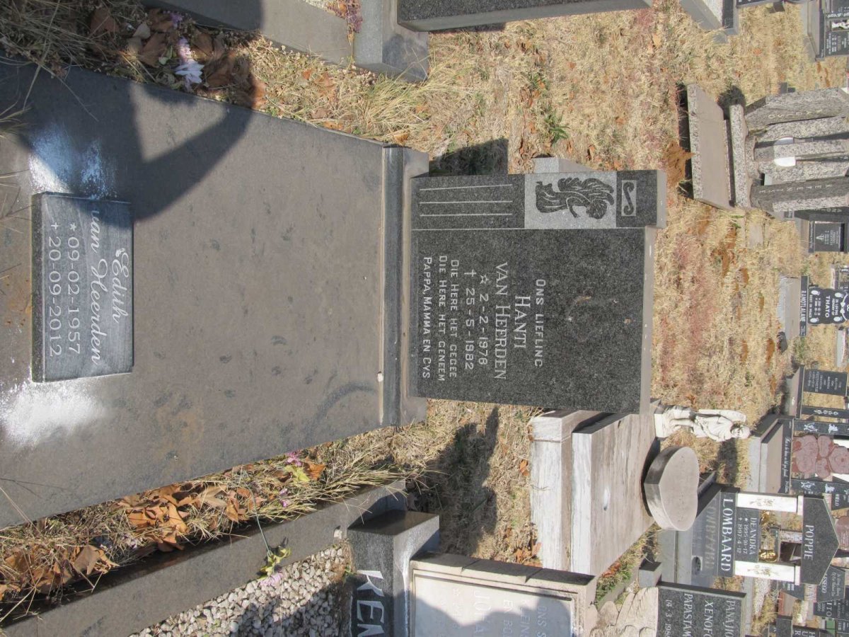 HEERDEN Edith, van 1957-2012 :: VAN HEERDEN Hanti 1978-1982