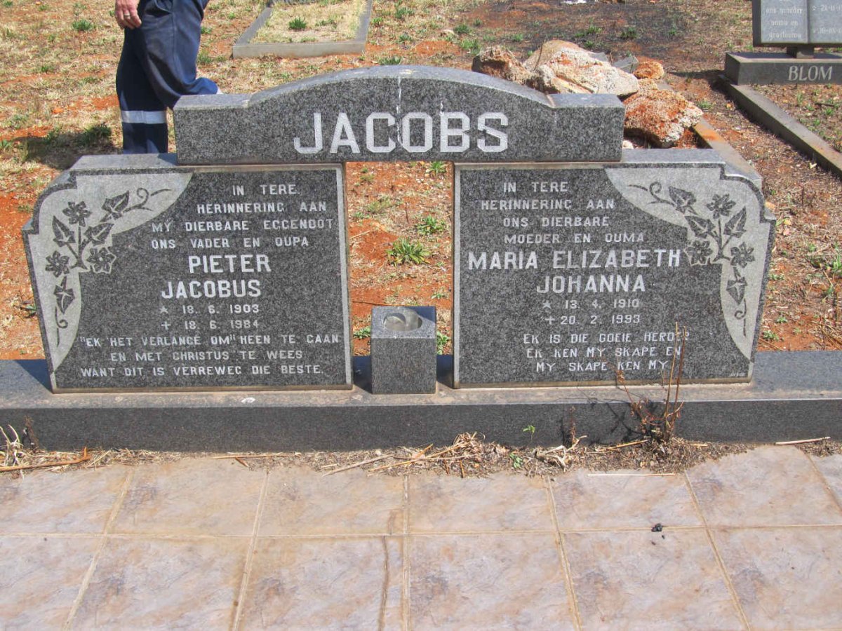 JACOBS Pieter Jacobus 1903-1984 &amp; Maria Elizabeth Johanna 1910-1993