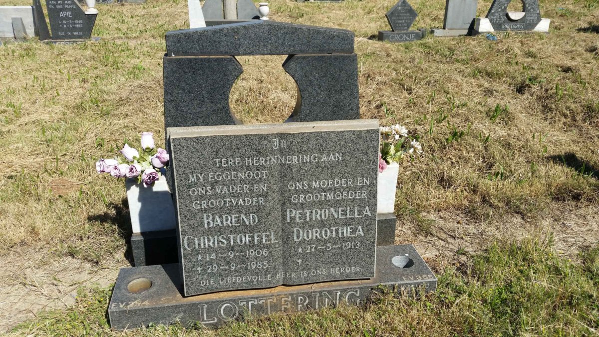 LOTTERING Barend Christoffel 1906-1985 &amp; Petronella Dorothea 1913-