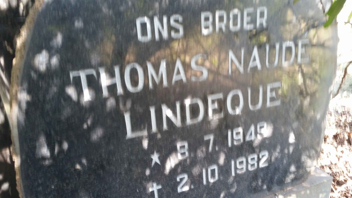 LINDEQUE Thomas Naude 1949-1982