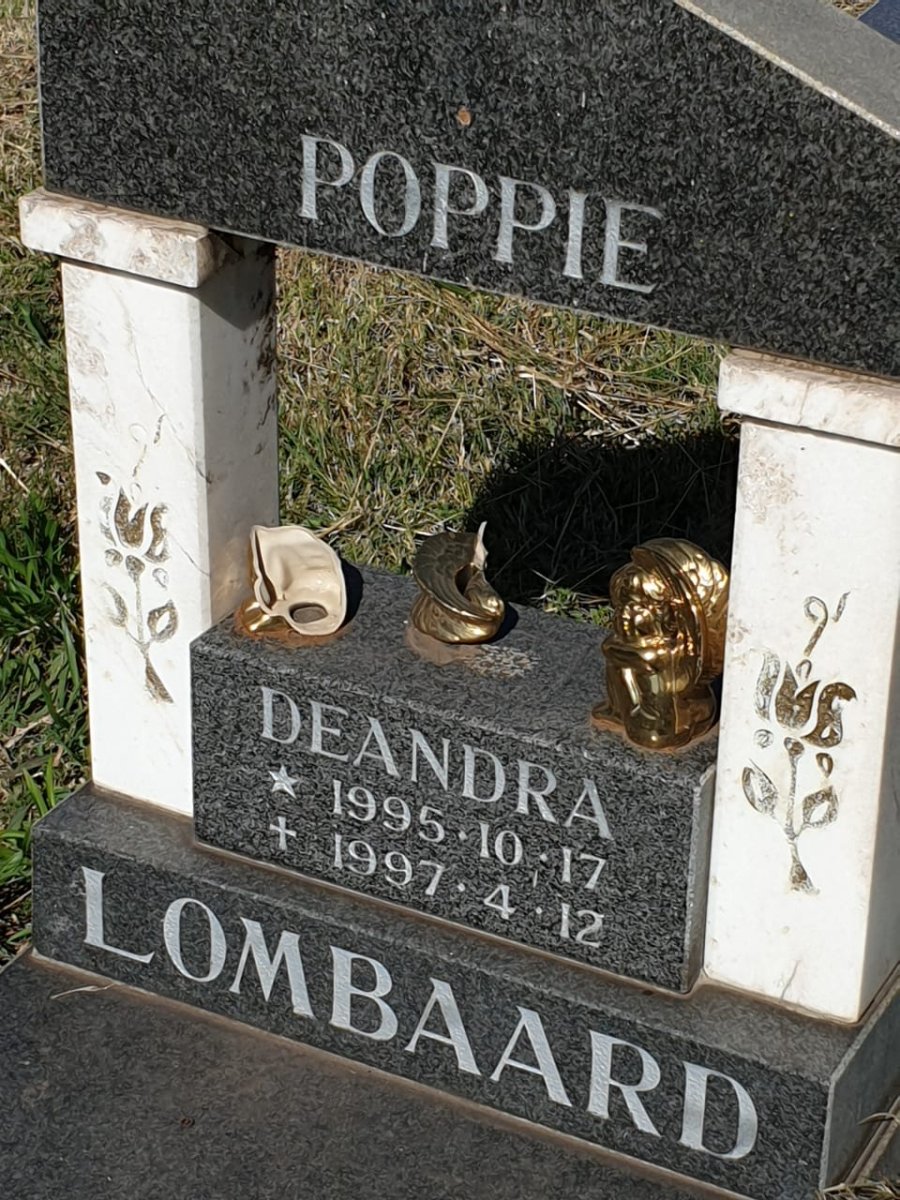 LOMBAARD Deandra 1995-1997