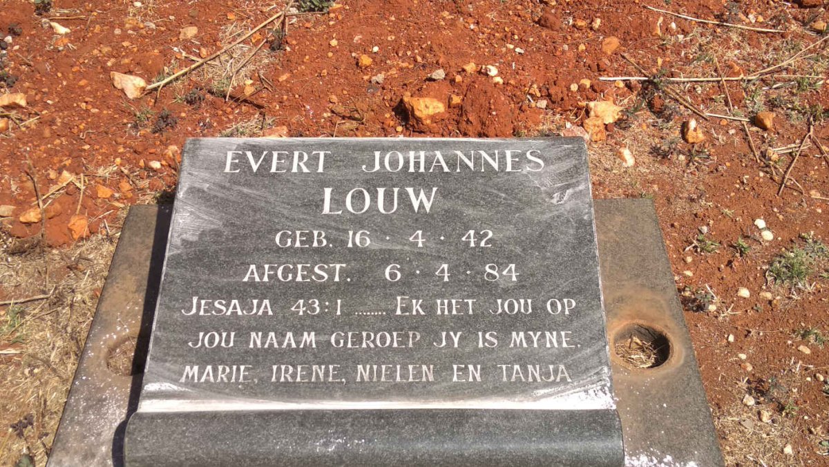 LOUW Evert Johannes 1942-1984