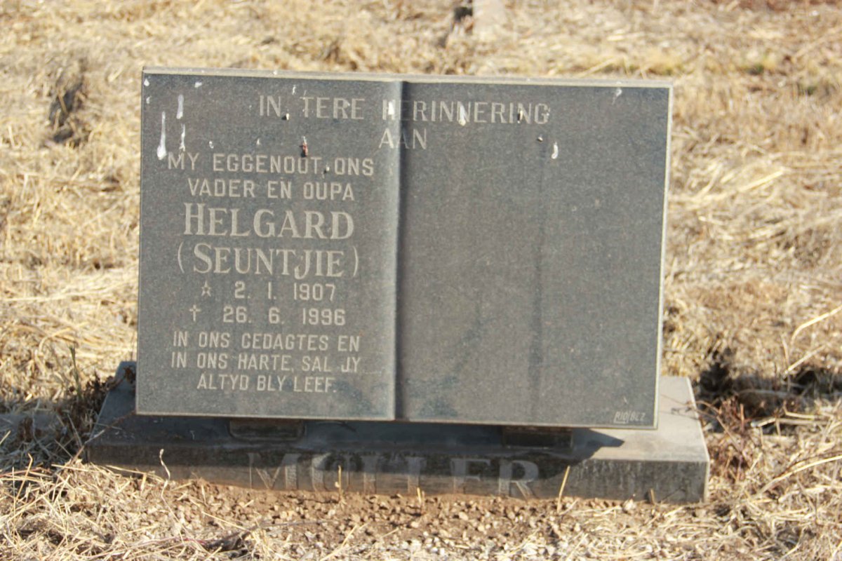 MOLLER Helgard 1907-1996