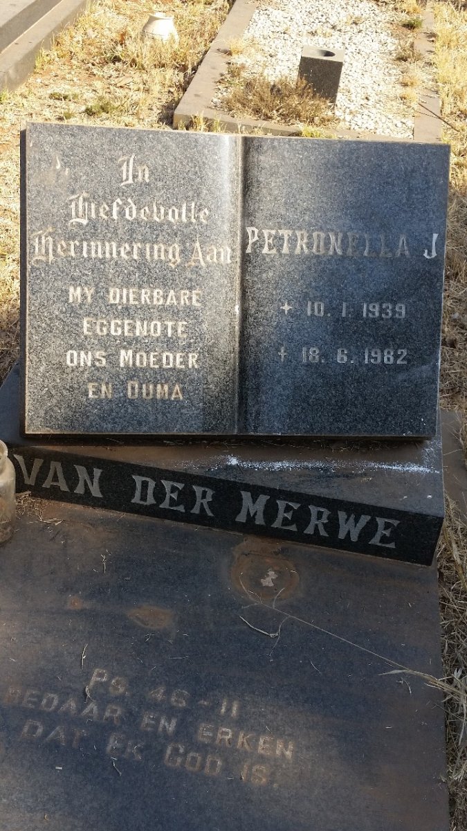MERWE Petronella J., van der 1939-1982