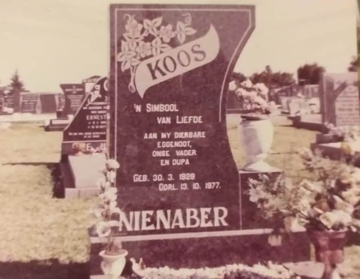 NIENABER Koos 1929-1977
