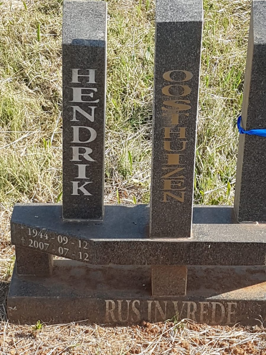 OOSTHUIZEN Hendrik 1944-2007