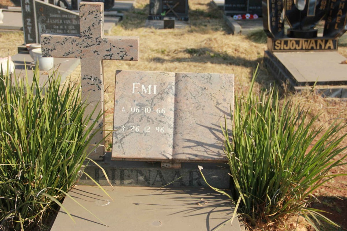PIENAAR Emi 1966-1996