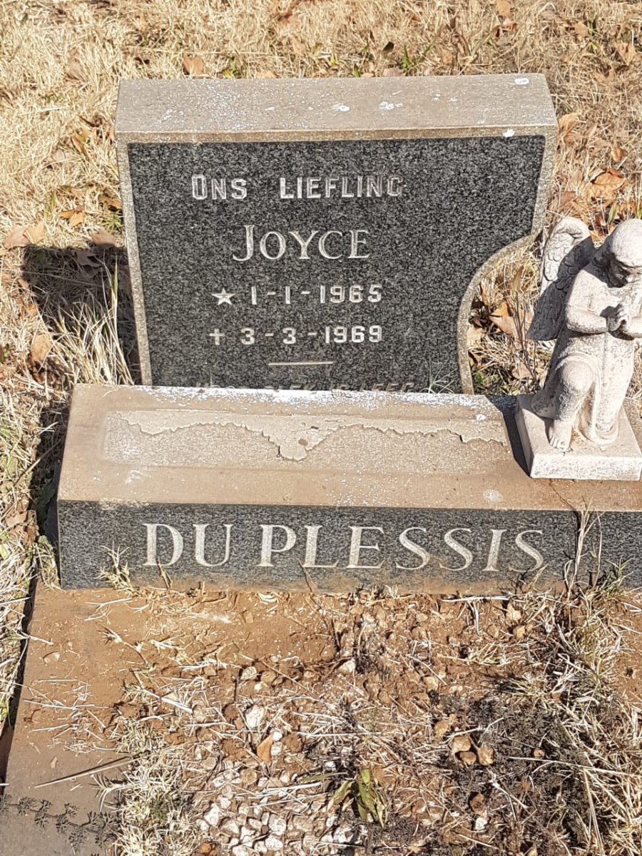 PLESSIS Joyce, du 1965-1969