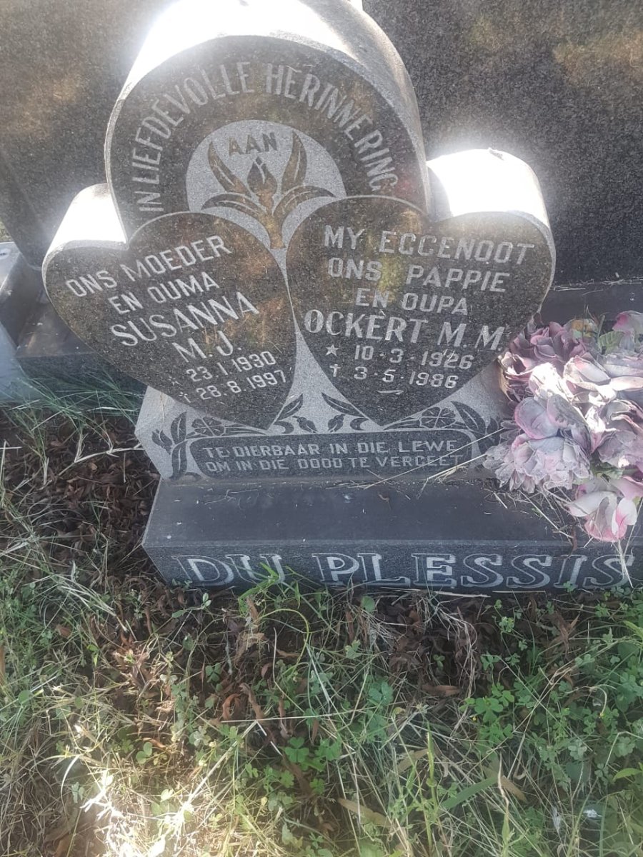 PLESSIS Ockert M.M., du 1926-1986 &amp; Susanna M.J. 1930-1997