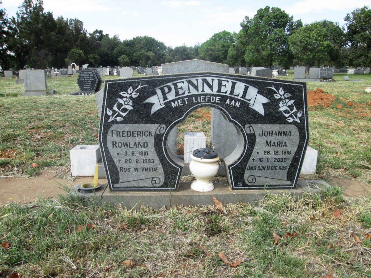 PENNELL Frederick Rowland 1910-1993 &amp; Johanna Maria 1918-2000